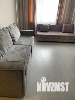 1-к квартира, посуточно, 40м2, 13/22 этаж