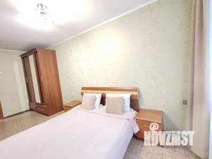 3-к квартира, посуточно, 57м2, 1/1 этаж