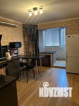 1-к квартира, посуточно, 40м2, 8/10 этаж