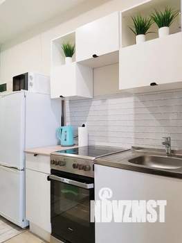 1-к квартира, посуточно, 33м2, 15/24 этаж