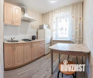 1-к квартира, посуточно, 35м2, 4/9 этаж