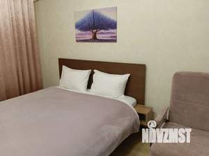 1-к квартира, посуточно, 37м2, 1/10 этаж