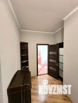 Студия квартира, посуточно, 50м2, 7/18 этаж