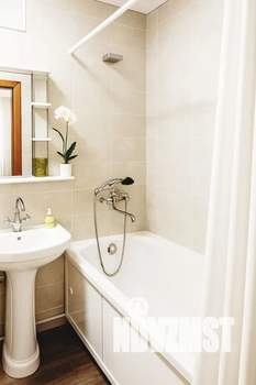 2-к квартира, посуточно, 70м2, 7/25 этаж