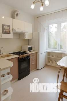 1-к квартира, посуточно, 33м2, 4/9 этаж