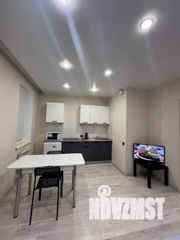 Студия квартира, посуточно, 37м2, 13/25 этаж