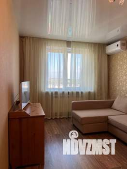 1-к квартира, посуточно, 37м2, 3/3 этаж