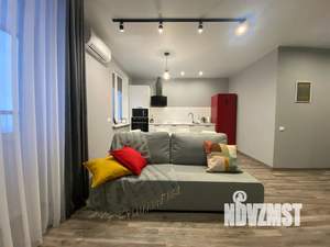 Студия квартира, посуточно, 44м2, 23/24 этаж