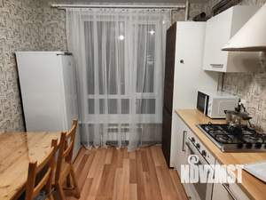 1-к квартира, посуточно, 35м2, 1/3 этаж