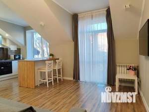 1-к квартира, посуточно, 42м2, 1/1 этаж