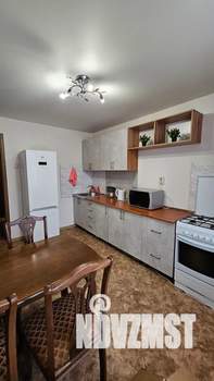 1-к квартира, посуточно, 39м2, 9/10 этаж