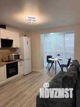 1-к квартира, посуточно, 38м2, 8/10 этаж