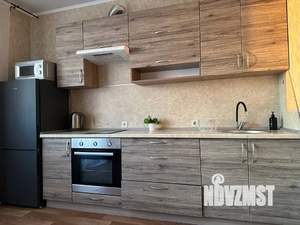 1-к квартира, посуточно, 42м2, 15/16 этаж