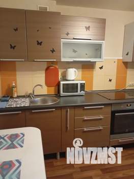 1-к квартира, посуточно, 46м2, 13/16 этаж