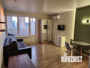 Студия квартира, посуточно, 35м2, 14/24 этаж