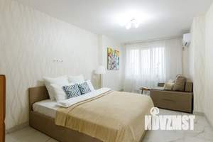 2-к квартира, посуточно, 70м2, 18/27 этаж