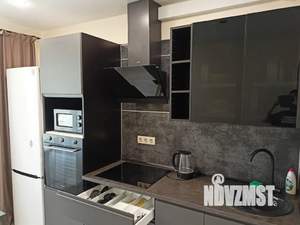 1-к квартира, посуточно, 39м2, 12/22 этаж