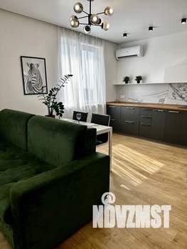 1-к квартира, посуточно, 42м2, 1/1 этаж