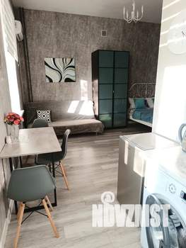 Студия квартира, посуточно, 32м2, 1/5 этаж