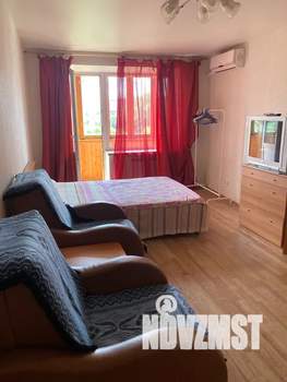 1-к квартира, посуточно, 35м2, 8/9 этаж
