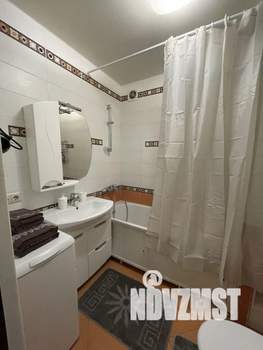 1-к квартира, посуточно, 42м2, 1/1 этаж