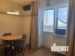 Студия квартира, посуточно, 40м2, 10/18 этаж