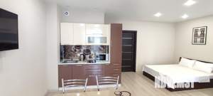 Студия квартира, посуточно, 40м2, 3/25 этаж