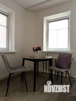 1-к квартира, посуточно, 35м2, 1/2 этаж