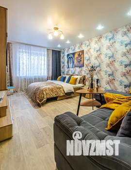 1-к квартира, посуточно, 44м2, 1/18 этаж