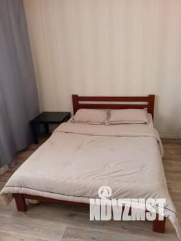 Студия квартира, посуточно, 31м2, 5/25 этаж