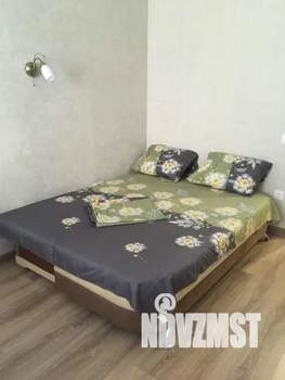 1-к квартира, посуточно, 42м2, 9/25 этаж