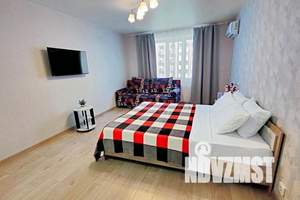 1-к квартира, посуточно, 40м2, 4/10 этаж