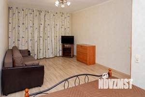 1-к квартира, посуточно, 38м2, 12/16 этаж