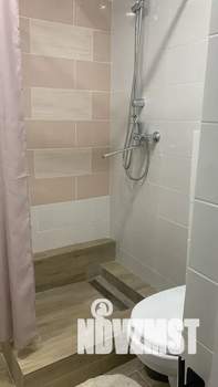 Студия квартира, посуточно, 35м2, 2/3 этаж