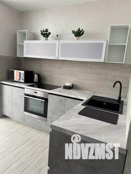 1-к квартира, посуточно, 42м2, 23/23 этаж