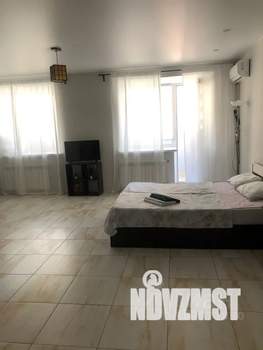 Студия квартира, посуточно, 40м2, 9/17 этаж