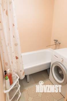 2-к квартира, посуточно, 46м2, 1/9 этаж