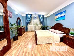 2-к квартира, посуточно, 94м2, 3/10 этаж