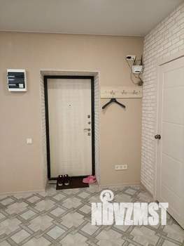 Студия квартира, посуточно, 42м2, 1/16 этаж