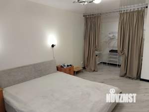 1-к квартира, посуточно, 38м2, 3/10 этаж