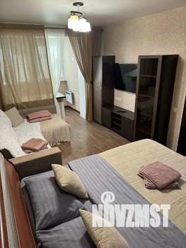 1-к квартира, посуточно, 58м2, 1/1 этаж