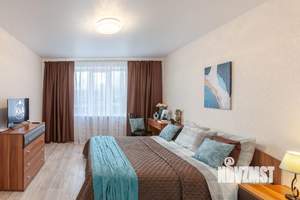 1-к квартира, посуточно, 38м2, 4/10 этаж