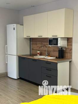 Студия квартира, посуточно, 35м2, 1/2 этаж