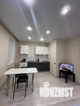 Студия квартира, посуточно, 37м2, 13/25 этаж