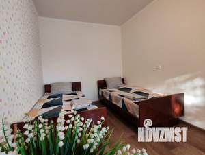 3-к квартира, посуточно, 57м2, 1/1 этаж