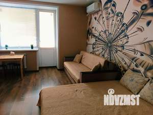 Студия квартира, посуточно, 30м2, 11/18 этаж