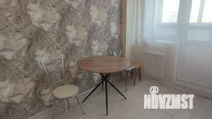 1-к квартира, посуточно, 36м2, 13/23 этаж