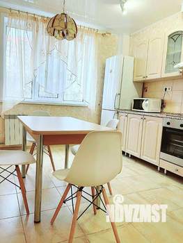 1-к квартира, посуточно, 44м2, 2/14 этаж