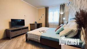 1-к квартира, посуточно, 42м2, 1/1 этаж