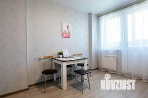 1-к квартира, посуточно, 38м2, 1/1 этаж